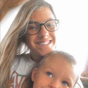 Meet your Posher, Tavia